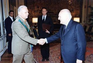 Ten. gen. Mauro Riva, ispettore delle armi dell'Esercito