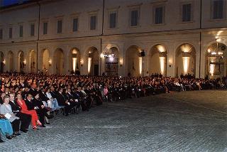 Quirinale Cortile d'Onore: Concerto dell'Orchestra Sinfonica Nazionale della RAI e del Coro dell'Accademia Nazionale di Santa Cecilia, diretti dal Maestro Gianluigi Gelmetti, in occasione della Festa Nazionale della Repubblica