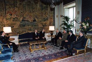 Avv. Furio Lauri, presidente del Gruppo Medaglie d'Oro al Valor Militare d'Italia, con il nuovo Consiglio direttivo