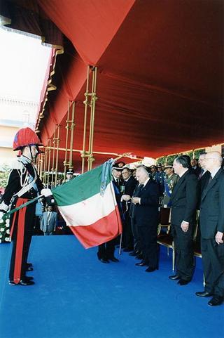 Roma: intervento del Presidente della Repubblica, in forma ufficiale, al 184° anniversario di fondazione dell'Arma dei Carabinieri