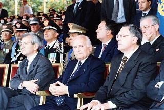 Roma: intervento del Presidente della Repubblica, in forma ufficiale, al 184° anniversario di fondazione dell'Arma dei Carabinieri