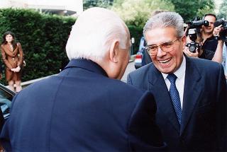 Torino: intervento del Presidente della Repubblica alla cerimonia inaugurale del III Congresso internazionale di studi sulla Sindone ed alla celebrazione del 50° anniversario dell'elezione di Luigi Einaudi alla Presidenza della Repubblica