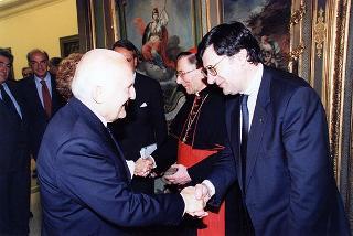 Torino: intervento del Presidente della Repubblica alla cerimonia inaugurale del III Congresso internazionale di studi sulla Sindone ed alla celebrazione del 50° anniversario dell'elezione di Luigi Einaudi alla Presidenza della Repubblica