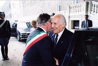 Torino: intervento del Presidente della Repubblica alla cerimonia inaugurale del III Congresso internazionale di studi sulla Sindone ed alla celebrazione del 50° anniversario dell'elezione di Luigi Einaudi alla Presidenza della Repubblica
