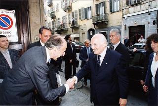 Torino: intervento del Presidente della Repubblica alla cerimonia inaugurale del III Congresso internazionale di studi sulla Sindone ed alla celebrazione del 50° anniversario dell'elezione di Luigi Einaudi alla Presidenza della Repubblica