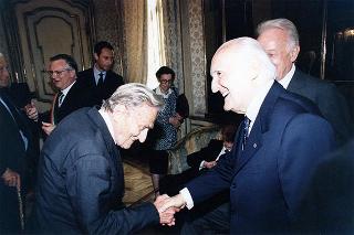 Torino: intervento del Presidente della Repubblica alla cerimonia inaugurale del III Congresso internazionale di studi sulla Sindone ed alla celebrazione del 50° anniversario dell'elezione di Luigi Einaudi alla Presidenza della Repubblica