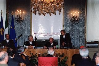 Torino: intervento del Presidente della Repubblica alla cerimonia inaugurale del III Congresso internazionale di studi sulla Sindone ed alla celebrazione del 50° anniversario dell'elezione di Luigi Einaudi alla Presidenza della Repubblica