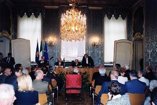 Torino: intervento del Presidente della Repubblica alla cerimonia inaugurale del III Congresso internazionale di studi sulla Sindone ed alla celebrazione del 50° anniversario dell'elezione di Luigi Einaudi alla Presidenza della Repubblica