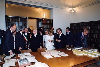 Torino: intervento del Presidente della Repubblica alla cerimonia inaugurale del III Congresso internazionale di studi sulla Sindone ed alla celebrazione del 50° anniversario dell'elezione di Luigi Einaudi alla Presidenza della Repubblica