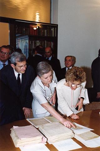 Torino: intervento del Presidente della Repubblica alla cerimonia inaugurale del III Congresso internazionale di studi sulla Sindone ed alla celebrazione del 50° anniversario dell'elezione di Luigi Einaudi alla Presidenza della Repubblica
