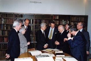 Torino: intervento del Presidente della Repubblica alla cerimonia inaugurale del III Congresso internazionale di studi sulla Sindone ed alla celebrazione del 50° anniversario dell'elezione di Luigi Einaudi alla Presidenza della Repubblica