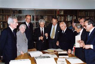 Torino: intervento del Presidente della Repubblica alla cerimonia inaugurale del III Congresso internazionale di studi sulla Sindone ed alla celebrazione del 50° anniversario dell'elezione di Luigi Einaudi alla Presidenza della Repubblica
