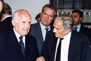 Torino: intervento del Presidente della Repubblica alla cerimonia inaugurale del III Congresso internazionale di studi sulla Sindone ed alla celebrazione del 50° anniversario dell'elezione di Luigi Einaudi alla Presidenza della Repubblica