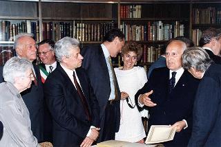 Torino: intervento del Presidente della Repubblica alla cerimonia inaugurale del III Congresso internazionale di studi sulla Sindone ed alla celebrazione del 50° anniversario dell'elezione di Luigi Einaudi alla Presidenza della Repubblica