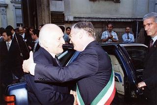 Torino: intervento del Presidente della Repubblica alla cerimonia inaugurale del III Congresso internazionale di studi sulla Sindone ed alla celebrazione del 50° anniversario dell'elezione di Luigi Einaudi alla Presidenza della Repubblica