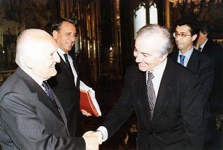 Delegazione di partecipanti all'Assemblea nazionale delle Centrali Cooperative sul tema "Insieme per continuare a costruire lavoro"