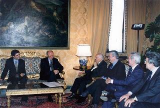 Cerimonia di consegna del Premio "Presidente della Repubblica 1998" dell'Accademia Nazionale di San Luca al maestro Nunzio Di Stefano