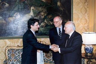 Cerimonia di consegna del Premio "Presidente della Repubblica 1998" dell'Accademia Nazionale di San Luca al maestro Nunzio Di Stefano