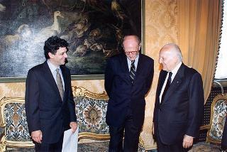 Cerimonia di consegna del Premio "Presidente della Repubblica 1998" dell'Accademia Nazionale di San Luca al maestro Nunzio Di Stefano