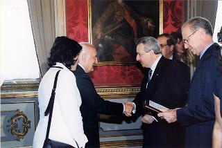 Signora A. Kenneth Ciongoli, presidente della Federazione nazionale degli italo-americani