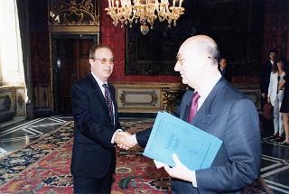 Signora A. Kenneth Ciongoli, presidente della Federazione nazionale degli italo-americani