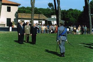 Castelporziano: cerimonia di consegna da parte del Presidente della Repubblica della Medaglia d'Oro al Valor Civile al Corpo Forestale dello Stato