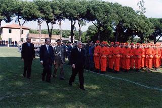 Castelporziano: cerimonia di consegna da parte del Presidente della Repubblica della Medaglia d'Oro al Valor Civile al Corpo Forestale dello Stato