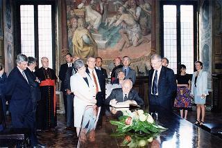 Roma: intervento del Presidente della Repubblica alla cerimonia celebrativa dell'VIII centenario di fondazione del Complesso ospedaliero S. Spirito in Saxia