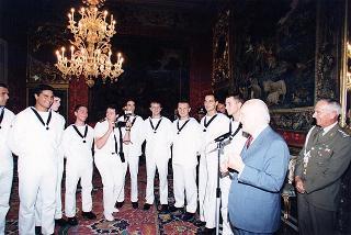 Delegazione di ufficiali e marinai della Compagnia d'onore della Marina Militare, in servizio di guardia d'onore al Palazzo del Quirinale
