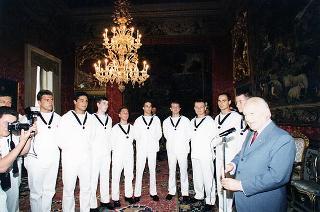 Delegazione di ufficiali e marinai della Compagnia d'onore della Marina Militare, in servizio di guardia d'onore al Palazzo del Quirinale