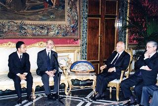 Enzo Iacopino, presidente dell'Associazione della stampa parlamentare, con una delegazione del sodalizio
