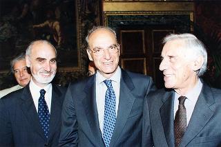 Enzo Iacopino, presidente dell'Associazione della stampa parlamentare, con una delegazione del sodalizio