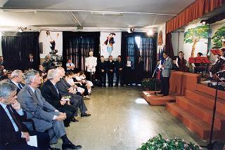Roma, Scuola elementare "Principe di Piemonte": intervento del Presidente della Repubblica all'inaugurazione dell'anno scolastico 1998-1999 e trasmissione in diretta televisiva del messaggio agli studenti