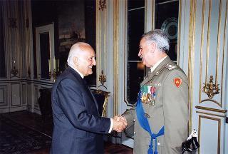 Consegna dell'onorificenza di Grande Ufficiale OMRI al mag. gen. Girolamo Giglio