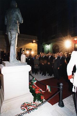 Maglie (Lecce): intervento del Presidente della Repubblica per l'inaugurazione del monumento in ricordo di Aldo Moro, nel ventennale del suo assassinio