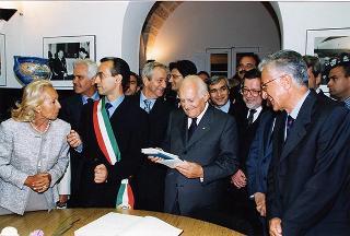 Maglie (Lecce): intervento del Presidente della Repubblica per l'inaugurazione del monumento in ricordo di Aldo Moro, nel ventennale del suo assassinio