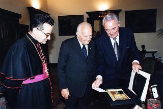 Ferrara: intervento del Presidente della Repubblica all'inaugurazione della Mostra dedicata a Dosso Dossi e successivo incontro con i dipendenti della Cassa di Risparmio di Ferrara, in occasione del 160° anniversario di fondazione dell'Istituto