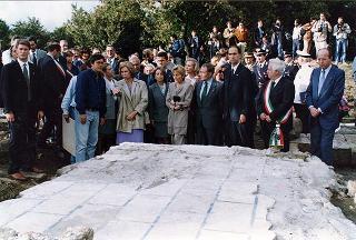 Visita della Regina di Spagna e della signorina Scalfaro agli scavi di Tuscolo (Roma)