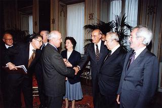 Mikhail Gorbaciov, presidente di Green Cross International, con la prof.ssa Rita Levi Montalcini e l'on. Guido Pollice