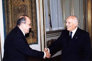 Avv. Domingo Sugranyes e on. ing. Francesco Merloni, rispettivamente presidenti internazionale e nazionale dell'Unione cristiana imprenditori dirigenti, con i partecipanti al 20° Congresso mondiale dell'UCID