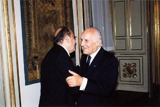 Avv. Domingo Sugranyes e on. ing. Francesco Merloni, rispettivamente presidenti internazionale e nazionale dell'Unione cristiana imprenditori dirigenti, con i partecipanti al 20° Congresso mondiale dell'UCID