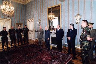 Rappresentanza della guardia d'onore al Palazzo del Quirinale del 66° Reggimento Fanteria "Trieste" della Brigata "Friuli", in rientro dalla missione in Bosnia