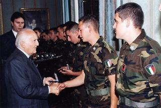 Rappresentanza della guardia d'onore al Palazzo del Quirinale del 66° Reggimento Fanteria "Trieste" della Brigata "Friuli", in rientro dalla missione in Bosnia
