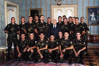 Rappresentanza della guardia d'onore al Palazzo del Quirinale del 66° Reggimento Fanteria "Trieste" della Brigata "Friuli", in rientro dalla missione in Bosnia
