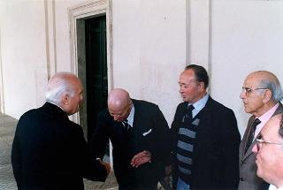Deposizione di una corona d'alloro sulla lapide dei Caduti del Quirinale