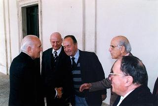 Deposizione di una corona d'alloro sulla lapide dei Caduti del Quirinale