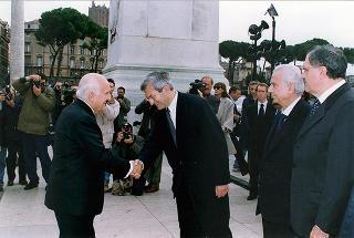Roma, Altare della Patria: deposizione di una corona d'alloro, da parte del Presidente della Repubblica, in occasione della Giornata dell'Unità Nazionale e delle Forze Armate