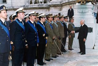 Roma, Altare della Patria: deposizione di una corona d'alloro, da parte del Presidente della Repubblica, in occasione della Giornata dell'Unità Nazionale e delle Forze Armate