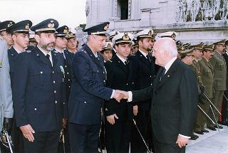 Roma, Altare della Patria: deposizione di una corona d'alloro, da parte del Presidente della Repubblica, in occasione della Giornata dell'Unità Nazionale e delle Forze Armate