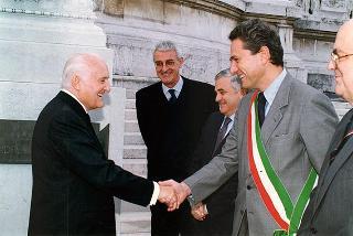 Roma, Altare della Patria: deposizione di una corona d'alloro, da parte del Presidente della Repubblica, in occasione della Giornata dell'Unità Nazionale e delle Forze Armate